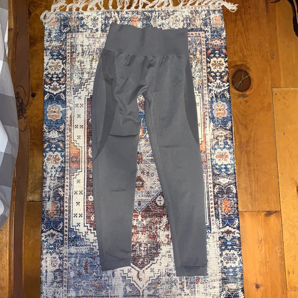 NVGTN leggings